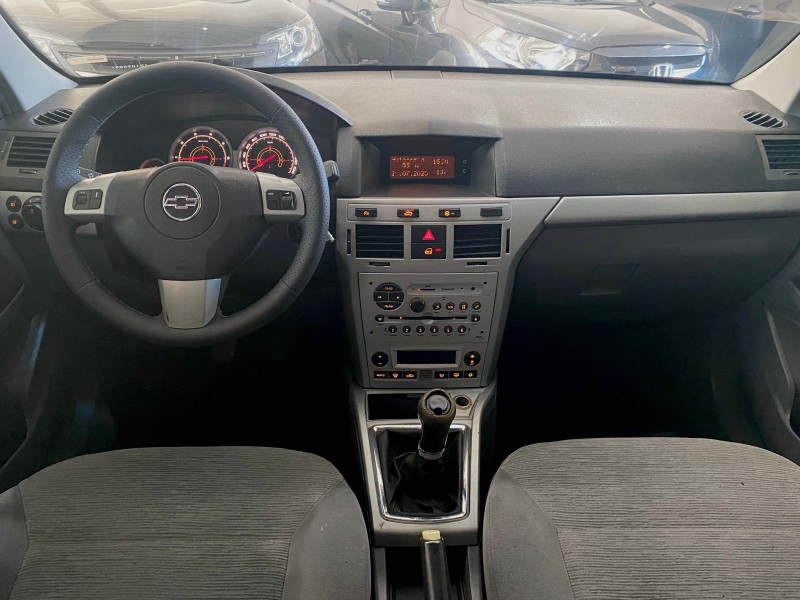 FOX 1.6 MI ITREND 8V FLEX 4P MANUAL - 2012 - LAJEADO