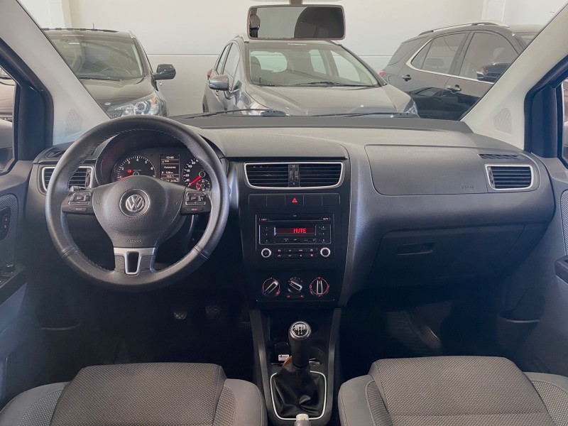 FOX 1.6 MI ITREND 8V FLEX 4P MANUAL - 2012 - LAJEADO