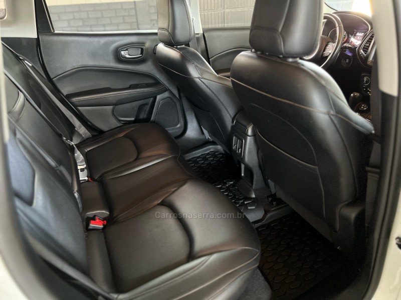 COMPASS 2.0 16V DIESEL LONGITUDE 4X4 AUTOMÁTICO - 2018 - CAXIAS DO SUL