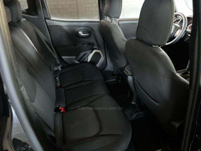 RENEGADE 1.8 16V FLEX LONGITUDE 4P AUTOMÁTICO - 2016 - CAXIAS DO SUL