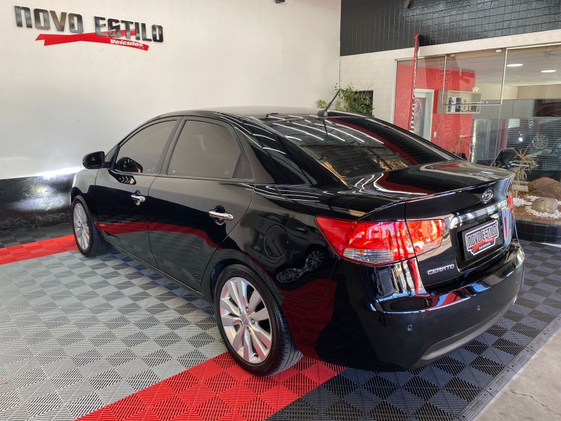 CERATO 1.6 SX3 16V GASOLINA 4P AUTOMÁTICO - 2013 - CAXIAS DO SUL
