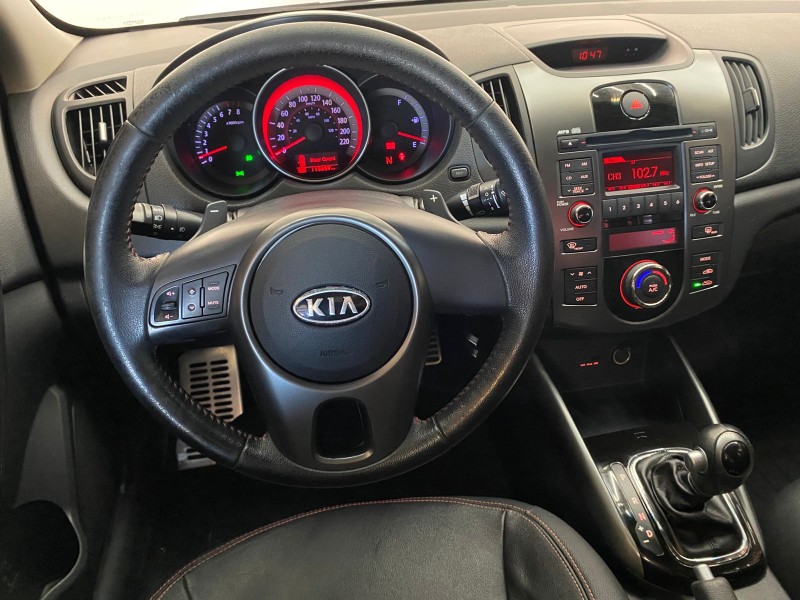 CERATO 1.6 SX3 16V GASOLINA 4P AUTOMÁTICO - 2013 - CAXIAS DO SUL