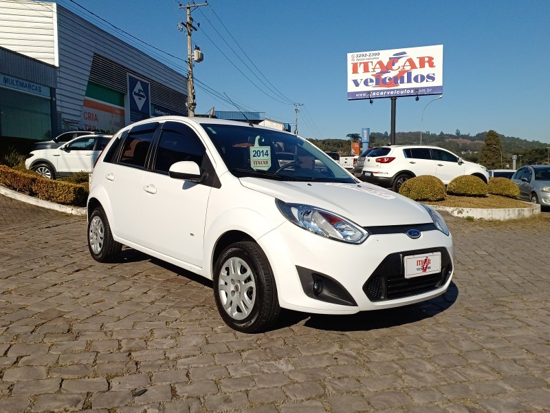 FIESTA 1.6 MPI HATCH 8V FLEX 4P MANUAL - 2014 - FLORES DA CUNHA