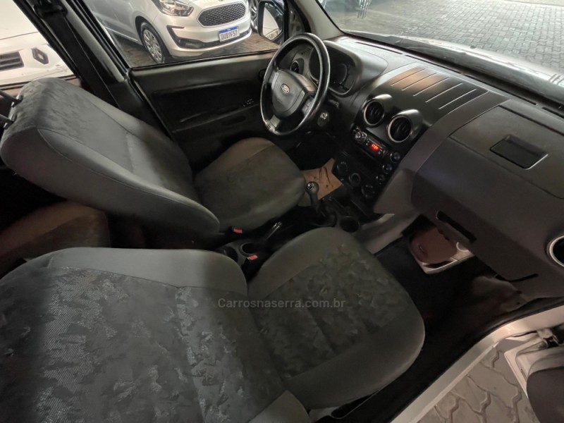 ECOSPORT 1.6 SE 16V FLEX 4P MANUAL - 2004 - CAMPO BOM