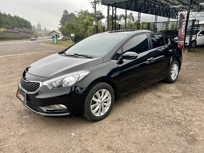 CERATO 1.6 SX3 16V FLEX 4P AUTOMÁTICO - 2015 - SãO SEBASTIãO DO CAí
