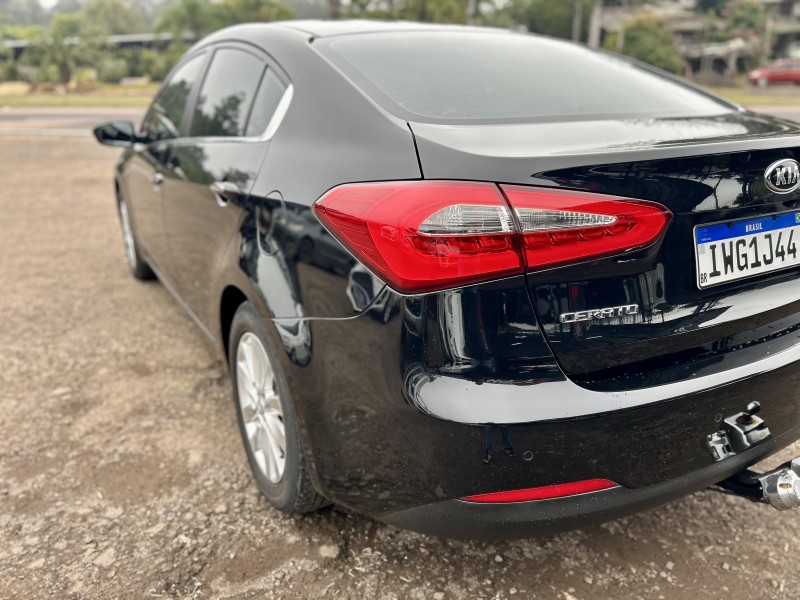 CERATO 1.6 SX3 16V FLEX 4P AUTOMÁTICO - 2015 - SãO SEBASTIãO DO CAí