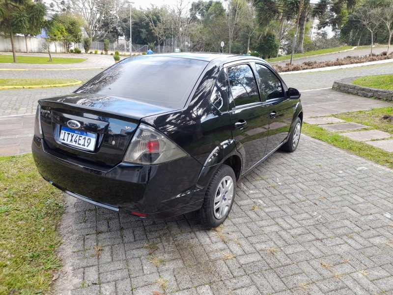 FIESTA 1.6 MPI SEDAN 8V FLEX 4P MANUAL - 2013 - FARROUPILHA