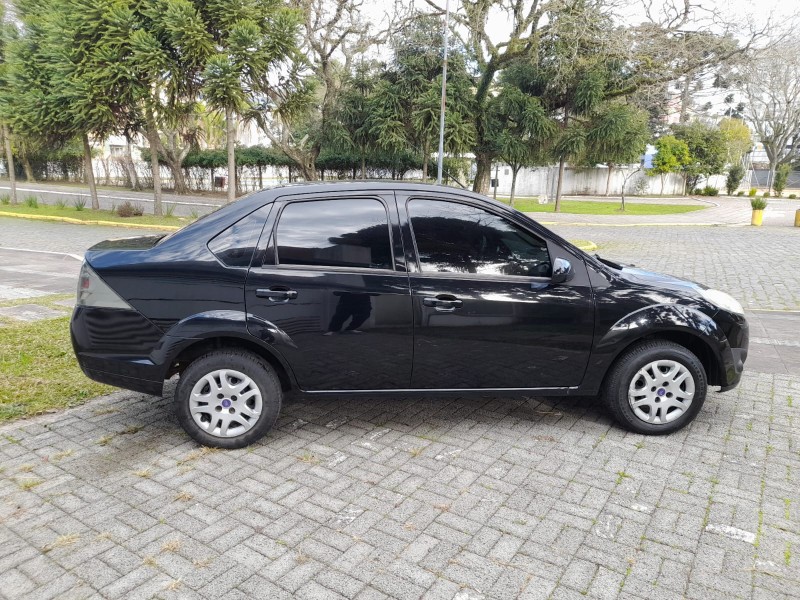 FIESTA 1.6 MPI SEDAN 8V FLEX 4P MANUAL - 2013 - FARROUPILHA