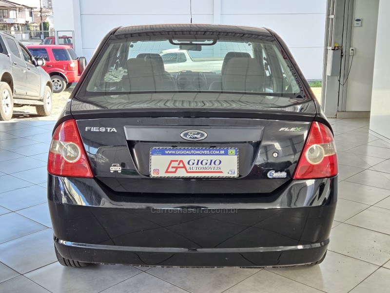 FIESTA 1.0 MPI SEDAN 8V FLEX 4P MANUAL - 2008 - TAPEJARA