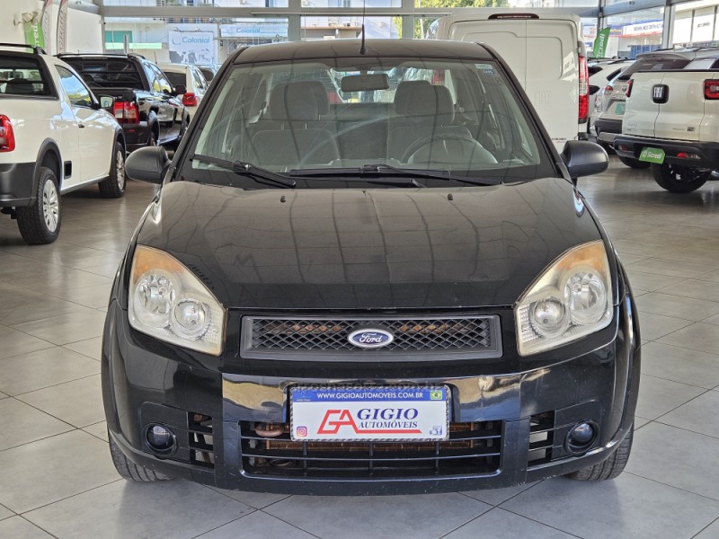 FIESTA 1.0 MPI SEDAN 8V FLEX 4P MANUAL - 2008 - TAPEJARA