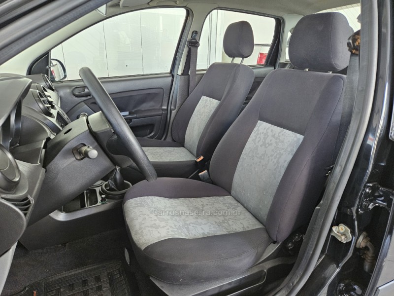 FIESTA 1.0 MPI SEDAN 8V FLEX 4P MANUAL - 2008 - TAPEJARA