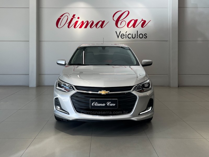 ONIX 1.0	PREMIER PLUS 12V TURBO FLEX 4P AUTOMÁTICO - 2020 - FLORES DA CUNHA