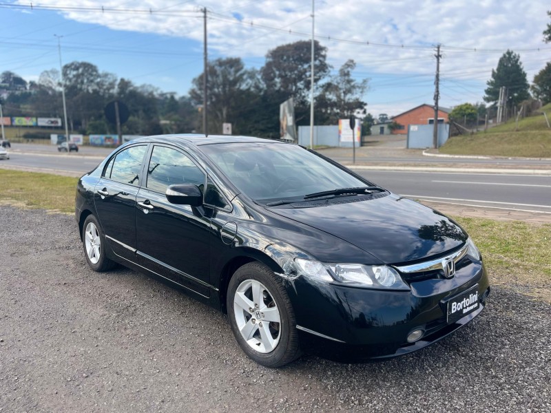 CIVIC 1.8 LXS 16V FLEX 4P MANUAL - 2007 - FARROUPILHA
