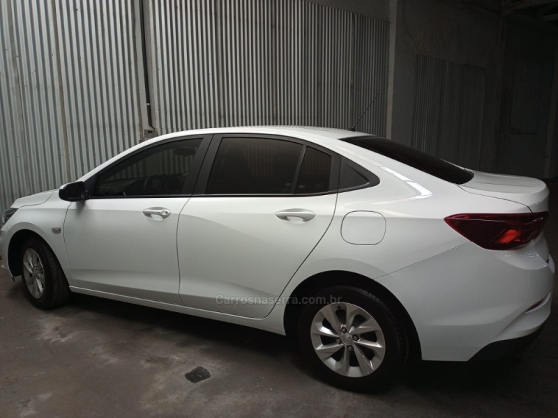 ONIX 1.0 SEDAN PLUS LT 12V FLEX 4P MANUAL - 2023 - BENTO GONçALVES