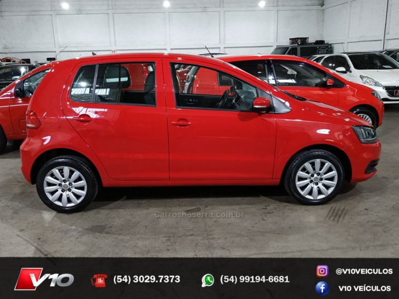 FOX 1.0 MI TRENDLINE 8V FLEX 4P MANUAL - 2015 - CAXIAS DO SUL