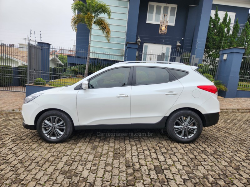 IX35 2.0 GL 4X2 16V FLEX 4P AUTOMÁTICO - 2020 - MONTENEGRO