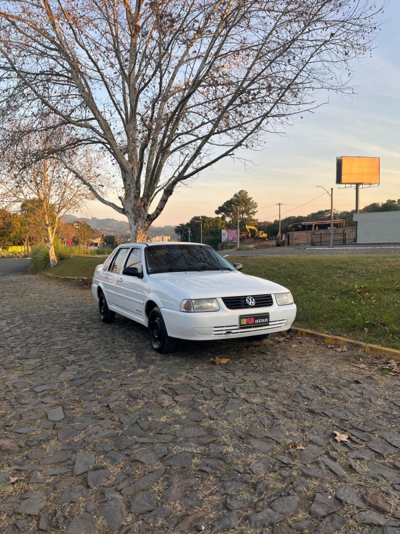 SANTANA 2.0 MI 8V GASOLINA 4P MANUAL - 1999 - DOIS IRMãOS