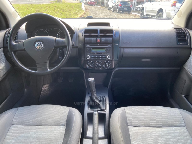 POLO 1.6 MI 8V FLEX 4P MANUAL - 2012 - DOIS IRMãOS