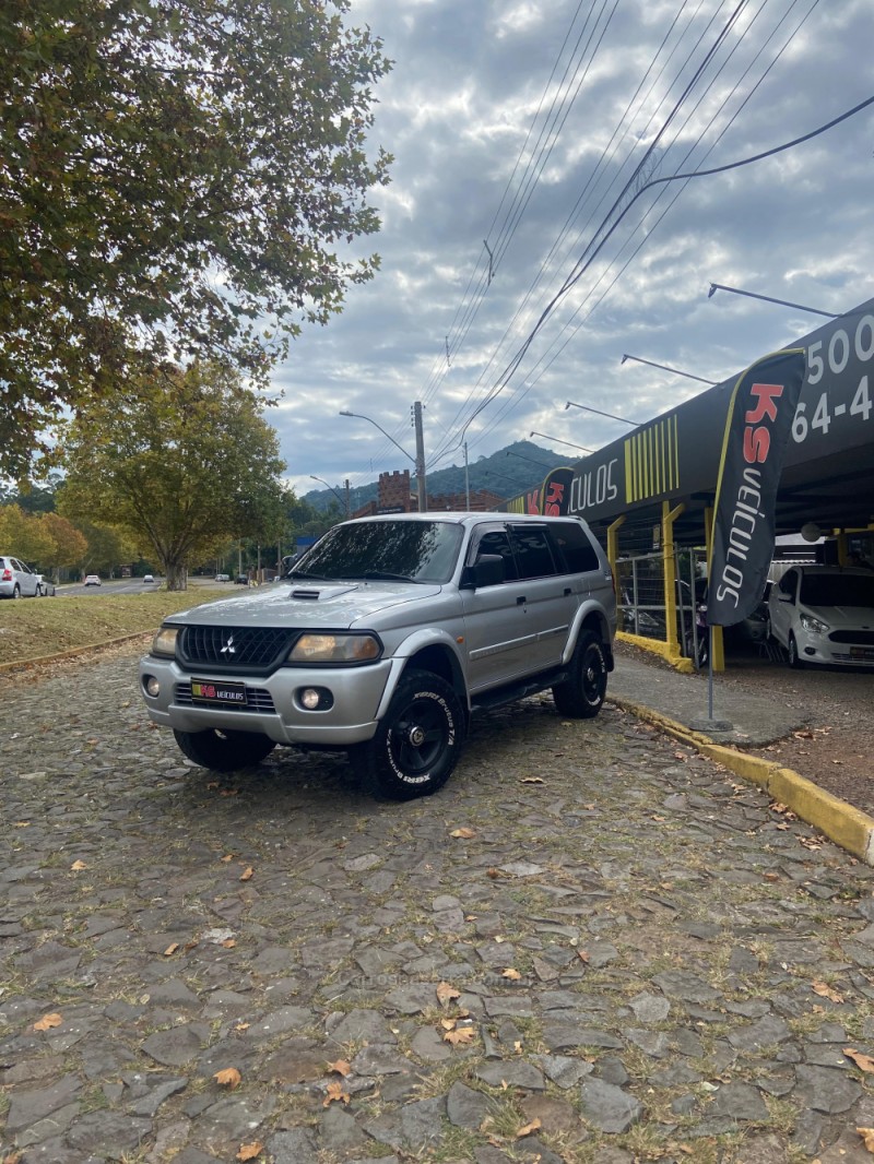 PAJERO SPORT 2.8 GLS 4X4 8V TURBO INTERCOOLER DIESEL 4P AUTOMÁTICO - 2002 - DOIS IRMãOS