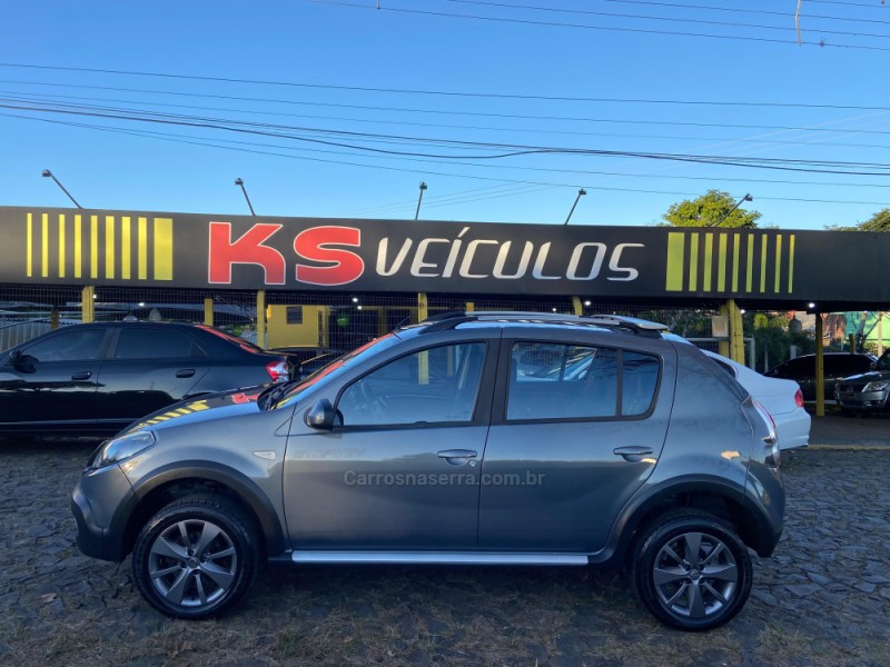 SANDERO 1.6 STEPWAY 8V FLEX 4P MANUAL - 2014 - DOIS IRMãOS