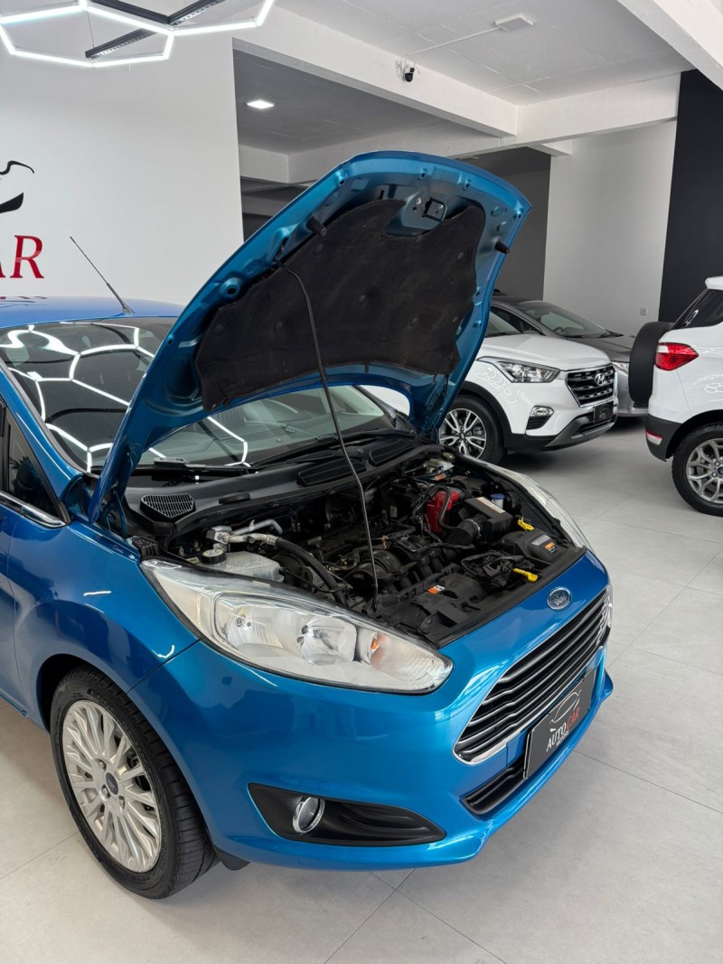 FIESTA 1.6 TITANIUM HATCH 16V FLEX 4P AUTOMÁTICO - 2014 - CAXIAS DO SUL