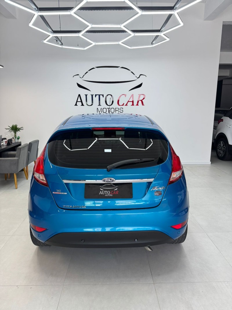 FIESTA 1.6 TITANIUM HATCH 16V FLEX 4P AUTOMÁTICO - 2014 - CAXIAS DO SUL