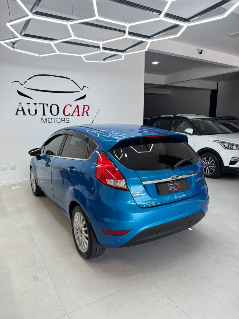 FIESTA 1.6 TITANIUM HATCH 16V FLEX 4P AUTOMÁTICO - 2014 - CAXIAS DO SUL
