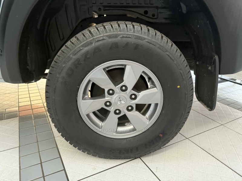 L200 TRITON 2.4 GLX SPORT CD 16V DIESEL 4P MANUAL - 2020 - PORTO ALEGRE