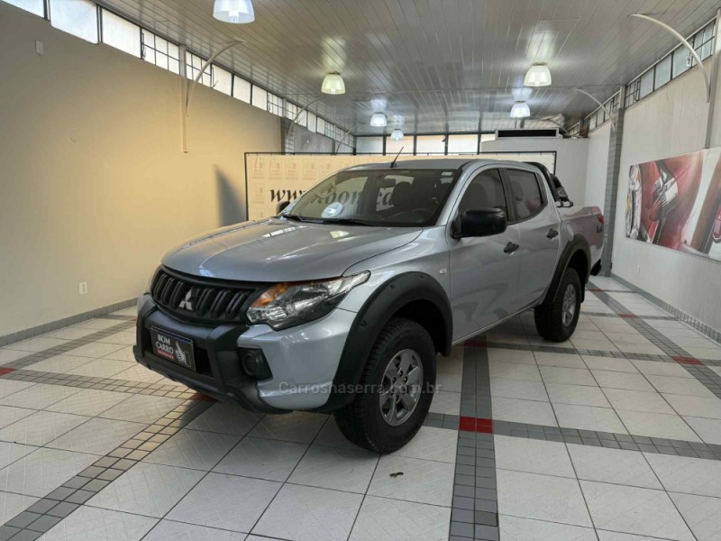L200 TRITON 2.4 GLX SPORT CD 16V DIESEL 4P MANUAL - 2020 - PORTO ALEGRE