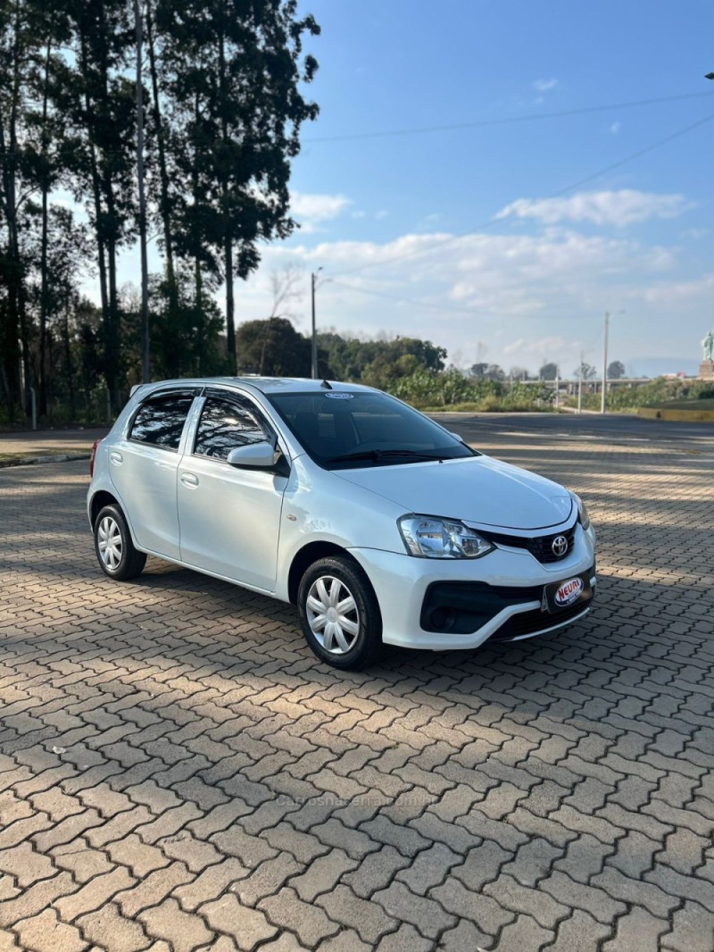 ETIOS 1.3 X 16V FLEX 4P MANUAL