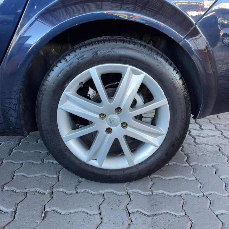 MÉGANE 2.0 DYNAMIQUE SEDAN 16V GASOLINA 4P MANUAL - 2007 - CAXIAS DO SUL