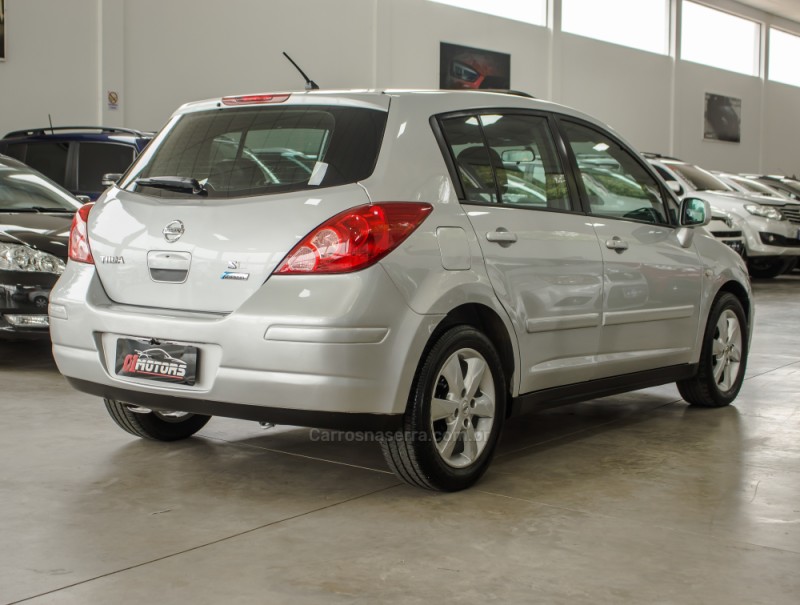 TIIDA 1.8 SL 16V GASOLINA 4P AUTOMÁTICO - 2011 - NOVO HAMBURGO