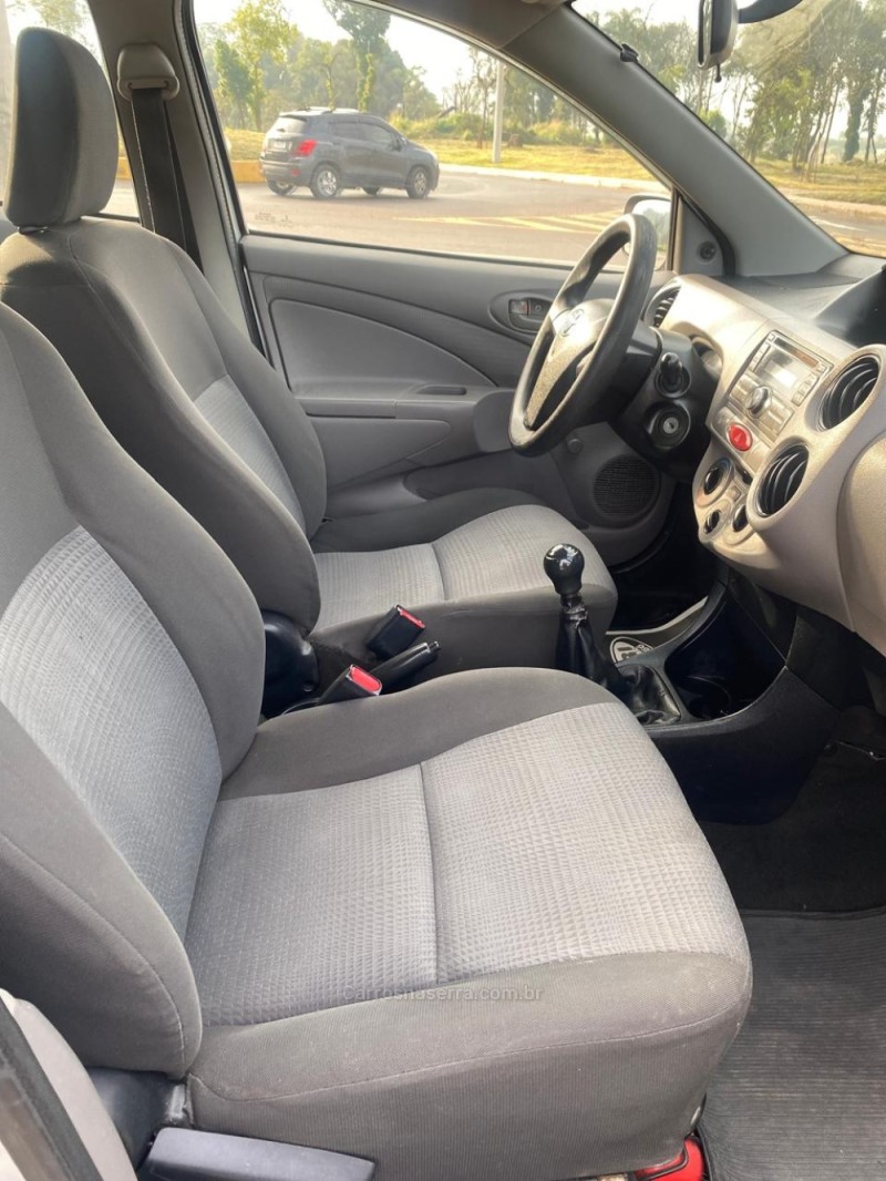 ETIOS 1.5 X PLUS 16V FLEX 4P MANUAL - 2013 - LAJEADO