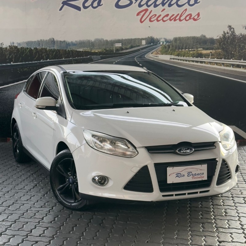 FOCUS 1.6 SE 16V FLEX 4P MANUAL - 2015 - CAXIAS DO SUL
