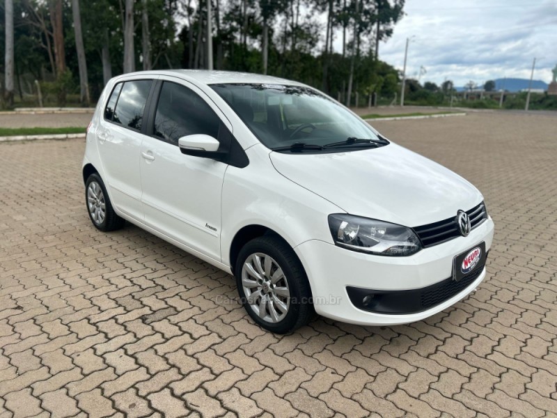 FOX 1.6 MI POWER I-MOTION 8V FLEX 4P AUTOMÁTICO - 2014 - LAJEADO