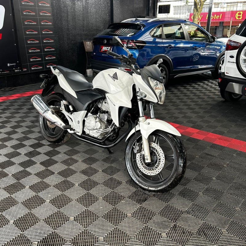 CB 300R  - 2015 - PASSO FUNDO
