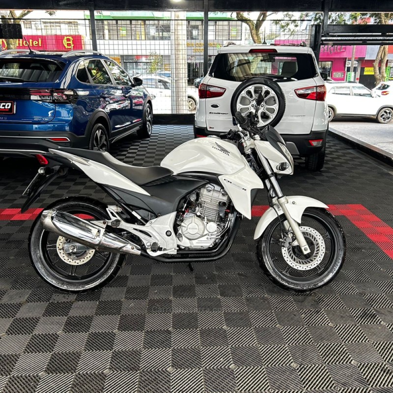 CB 300R  - 2015 - PASSO FUNDO