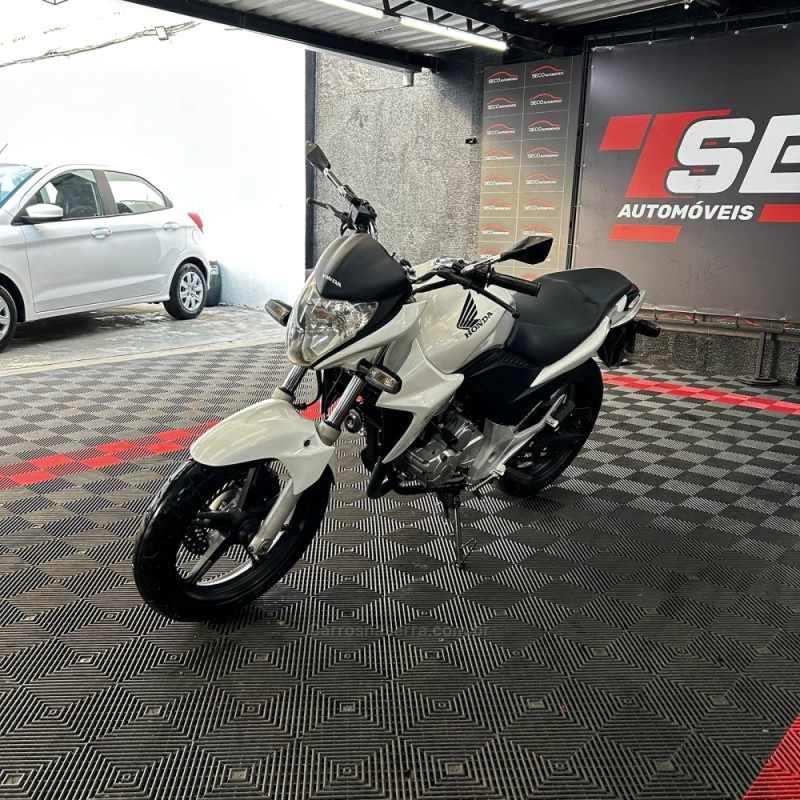 CB 300R  - 2015 - PASSO FUNDO