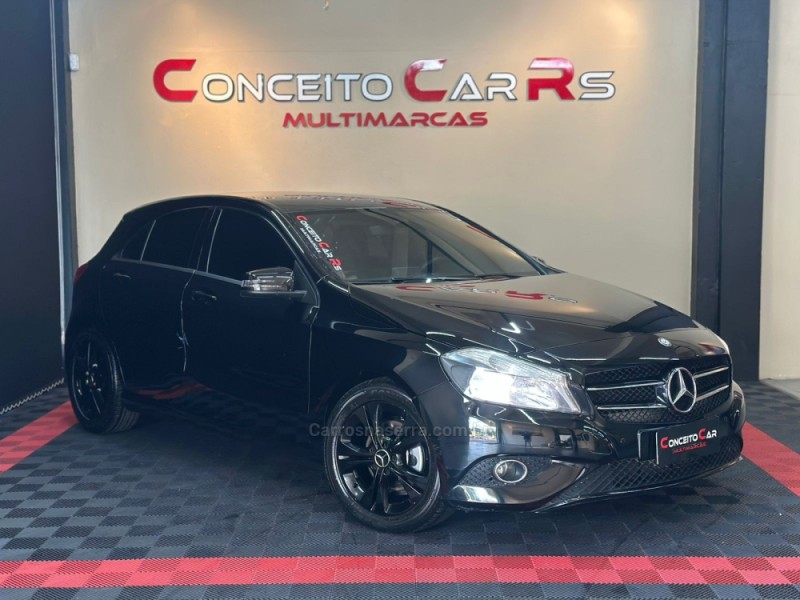 A 200 1.6 TURBO URBAN 16V GASOLINA 4P AUTOMÁTICO - 2015 - NOVO HAMBURGO