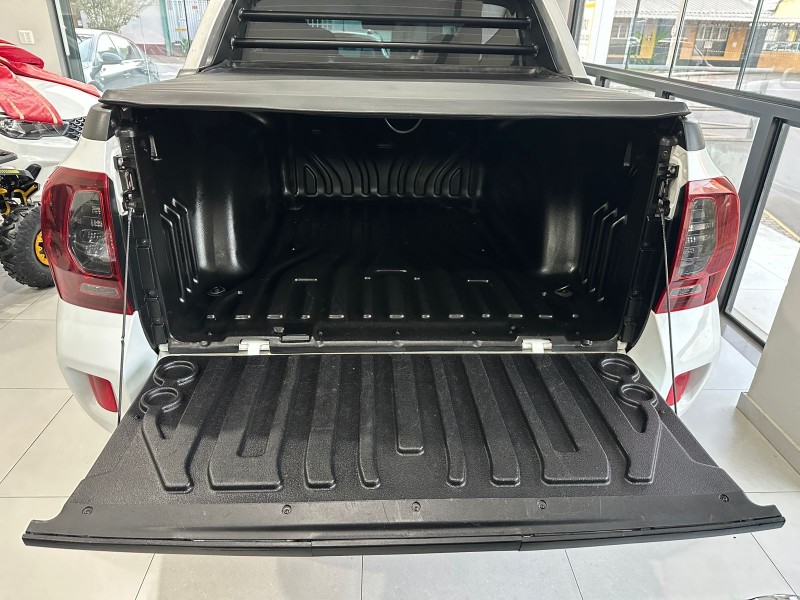 OROCH 1.6 16V DYNAMIQUE FLEX 4P MANUAL - 2016 - CAXIAS DO SUL
