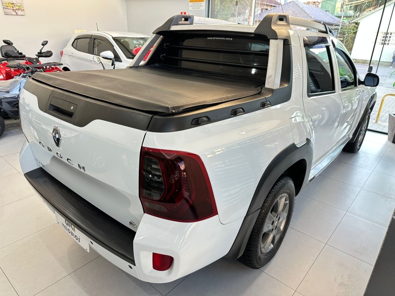 OROCH 1.6 16V DYNAMIQUE FLEX 4P MANUAL - 2016 - CAXIAS DO SUL