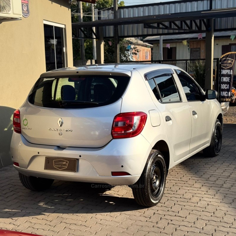 SANDERO 1.0 EXPRESSION 12V FLEX 4P MANUAL - 2017 - MONTENEGRO