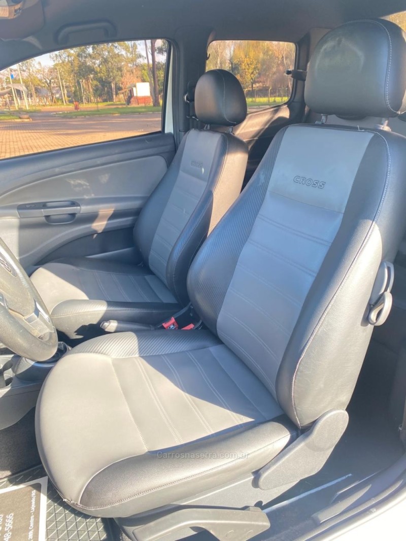 SAVEIRO 1.6 CROSS CD 16V FLEX 2P MANUAL - 2016 - LAJEADO