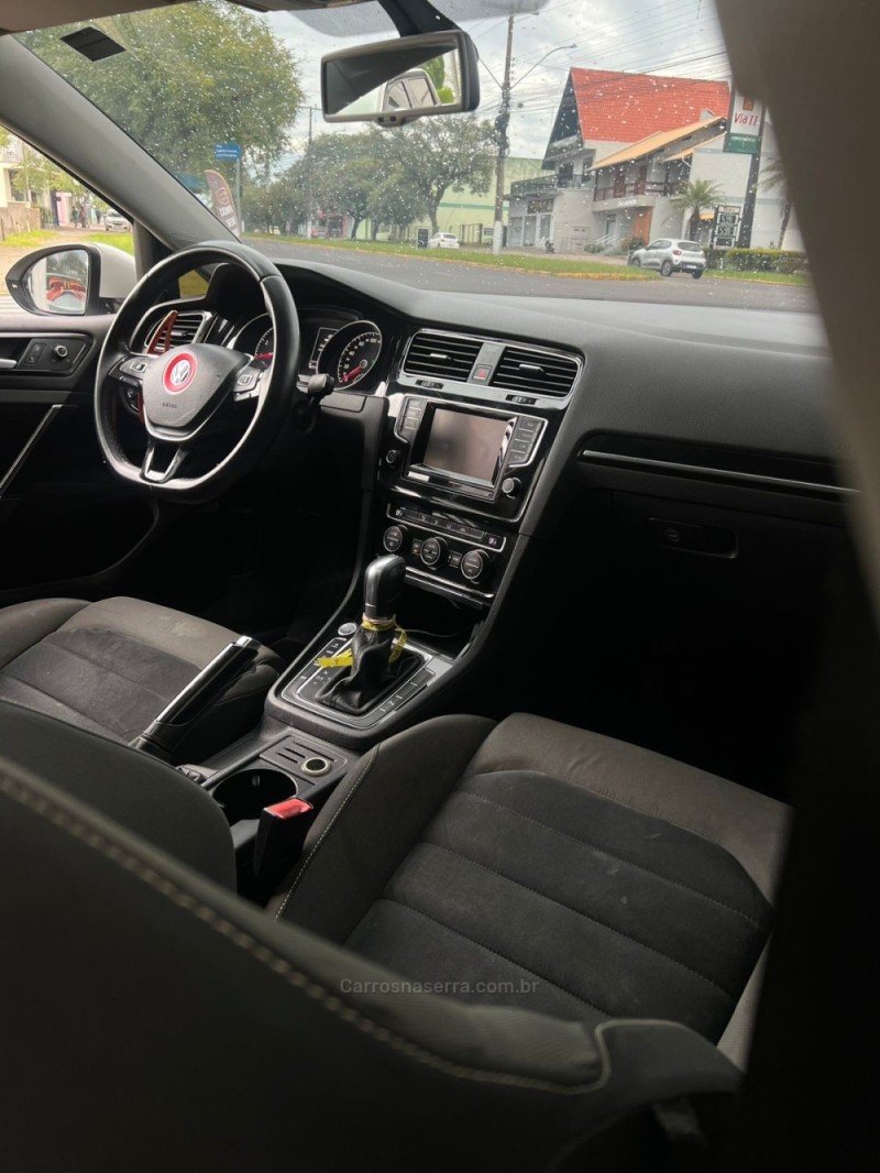 GOLF 1.4 TSI HIGHLINE 16V TOTAL FLEX 4P MANUAL - 2015 - MONTENEGRO