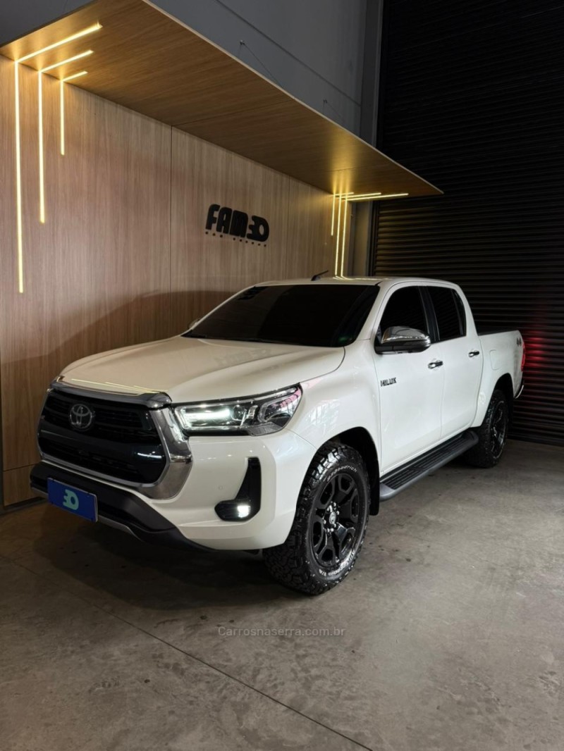 HILUX 2.8 SRX 4X4 CD 16V DIESEL 4P AUTOMÁTICO - 2022 - LAJEADO
