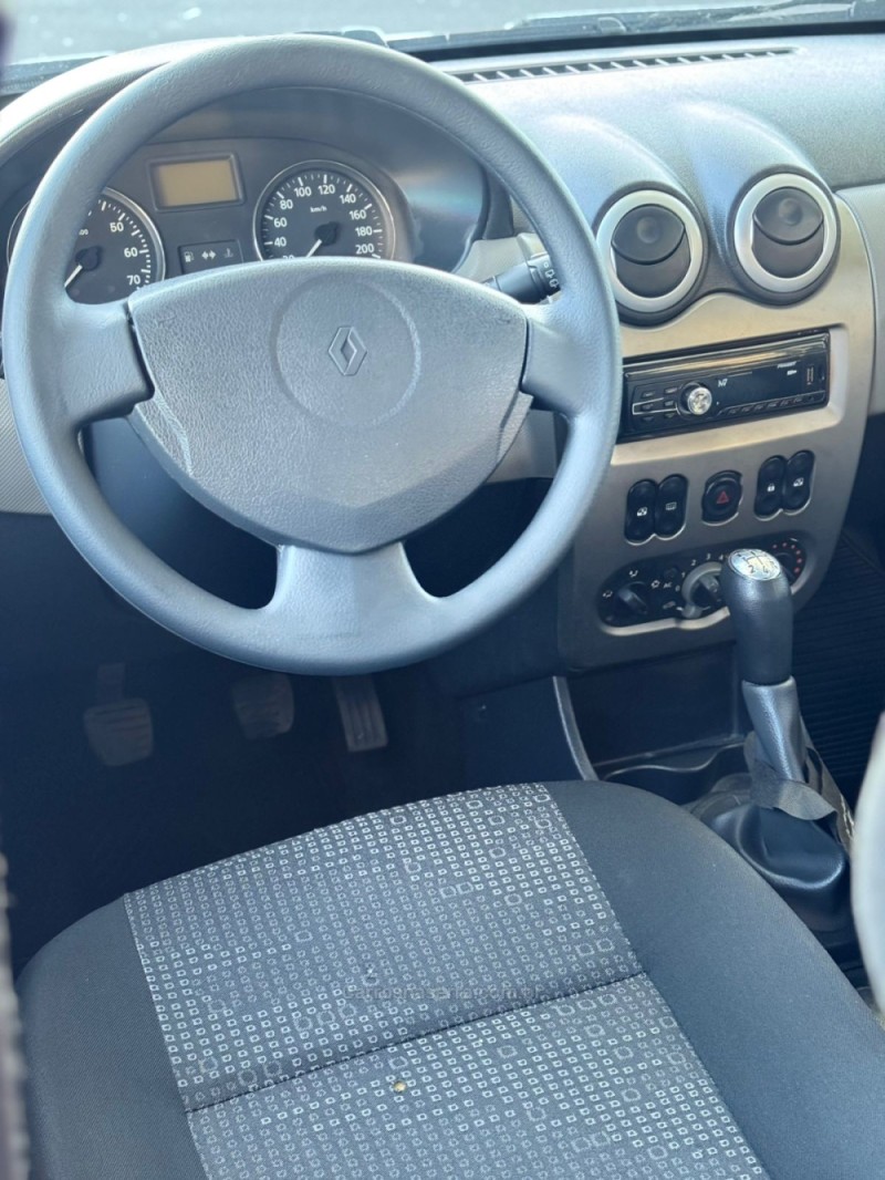 SANDERO 1.6 EXPRESSION 8V FLEX 4P MANUAL - 2011 - MONTENEGRO