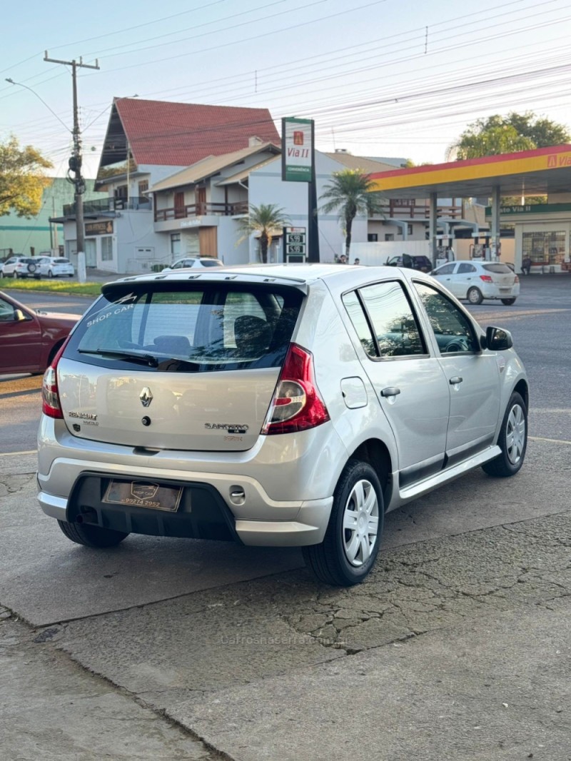 SANDERO 1.6 EXPRESSION 8V FLEX 4P MANUAL - 2011 - MONTENEGRO