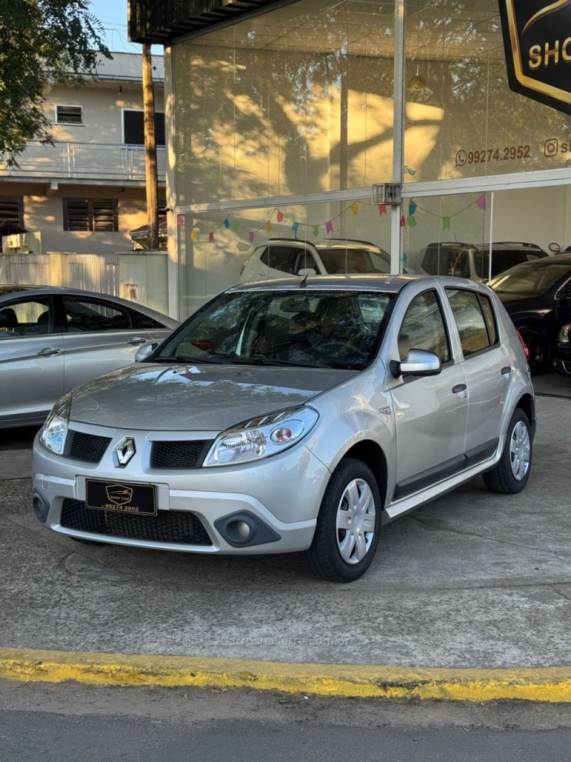 SANDERO 1.6 EXPRESSION 8V FLEX 4P MANUAL - 2011 - MONTENEGRO