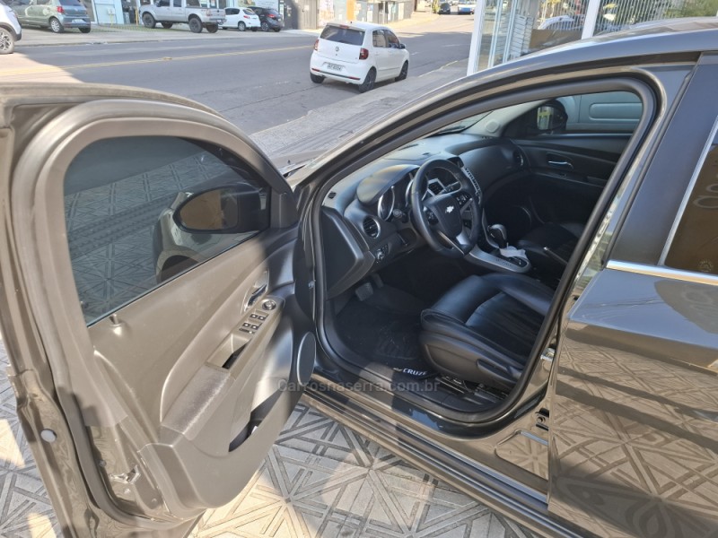 CRUZE 1.8 LT 16V FLEX 4P AUTOMÁTICO - 2013 - CAXIAS DO SUL