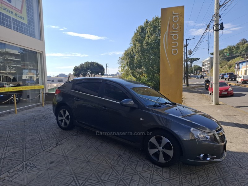 cruze 1.8 lt 16v flex 4p automatico 2013 caxias do sul